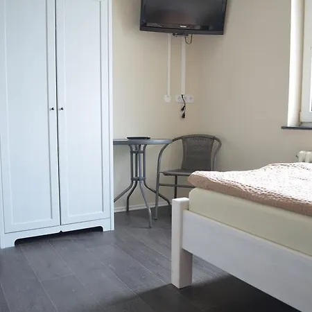 존-에프 케네디 게스트하우스 3*